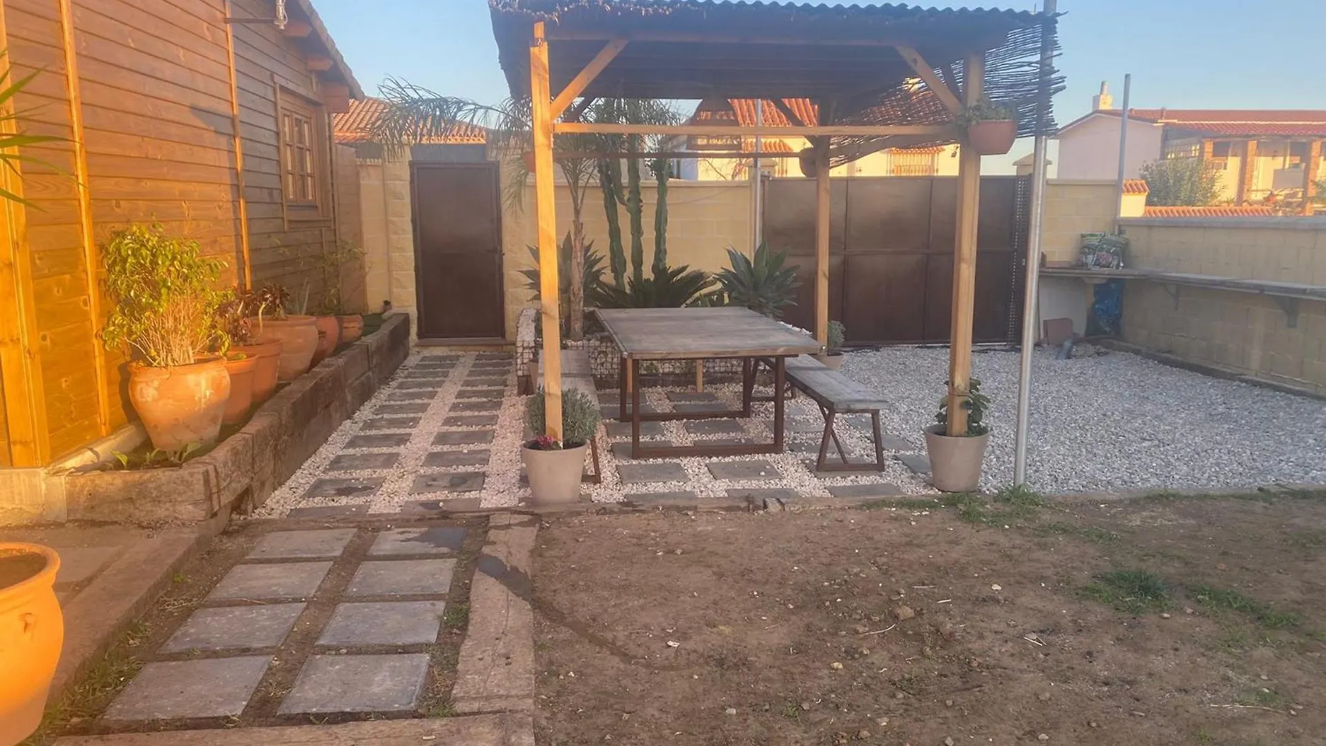 Pura Vida Villa Algeciras 0*,  Spain